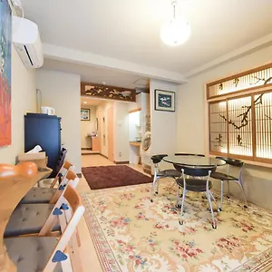 https://yoyogi-house.alltokyohotels.com